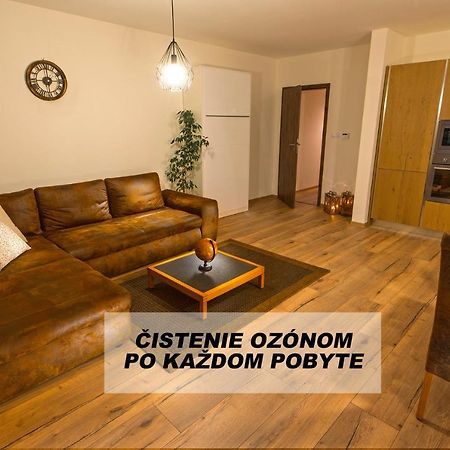 A-Partman Sk - Main Square - Private Parking - Mountain View - Top Floor - 82 M2 Попрад Экстерьер фото