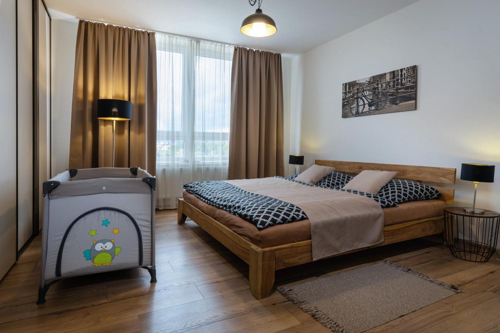 A-Partman Sk - Main Square - Private Parking - Mountain View - Top Floor - 82 M2 Попрад Экстерьер фото